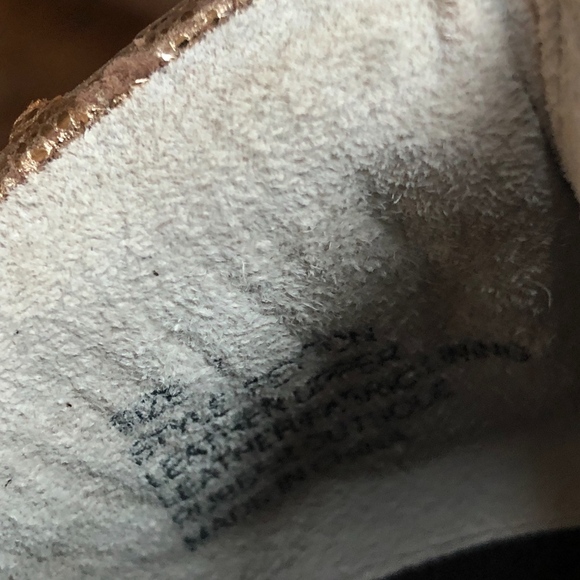 Steven Peyton Metallic Scale Sneaker 7 - Picture 6 of 7